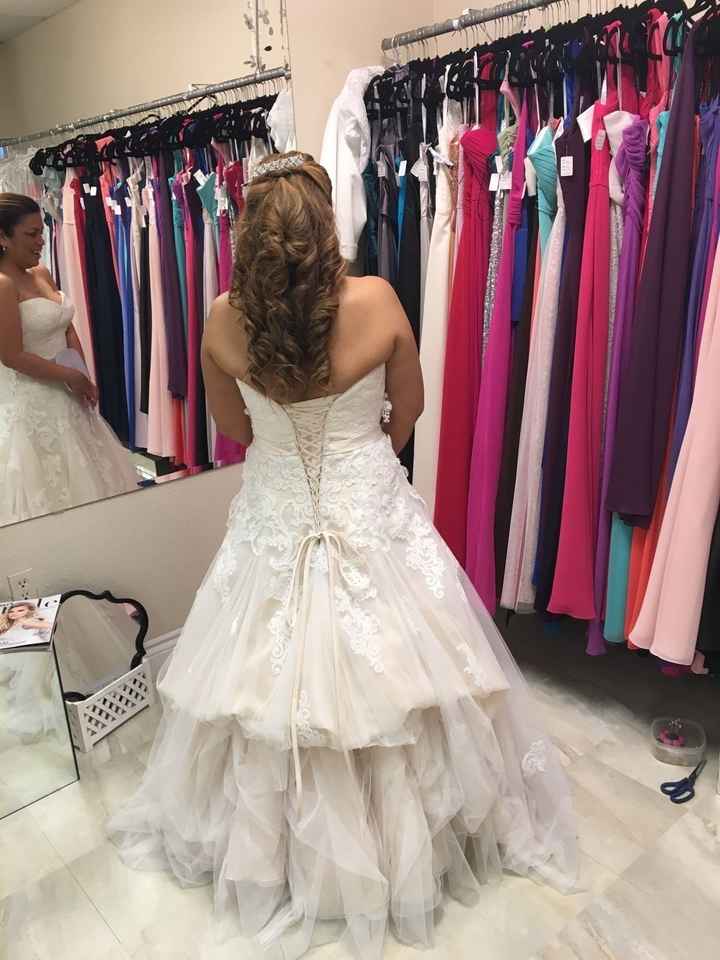 Show me your bustle!