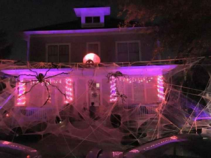 NWR Poll: Do you decorate your home for holidays?