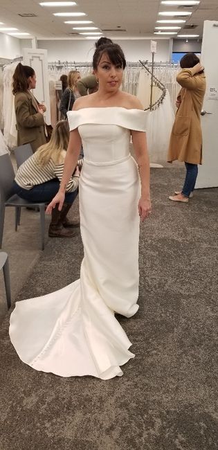 Short Brides! Let’s see your dress 🥰 - 1