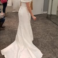 Short Brides! Let’s see your dress 🥰 - 2
