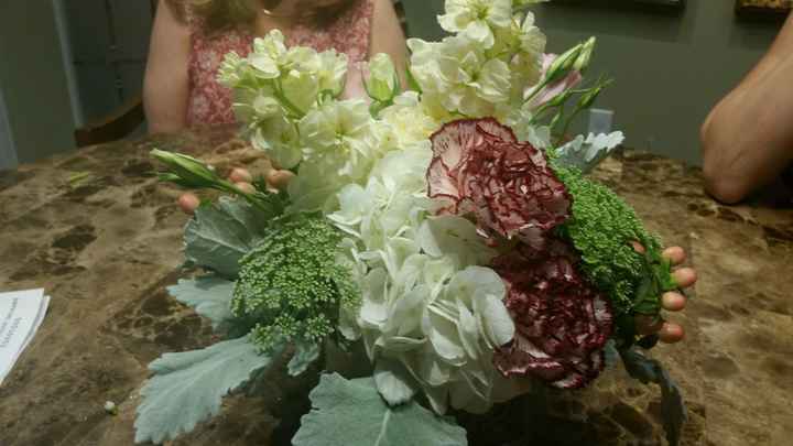 Vent: Florist screwed up my centerpieces *UPDATE*