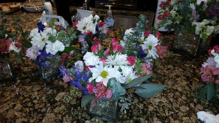 Vent: Florist screwed up my centerpieces *UPDATE*