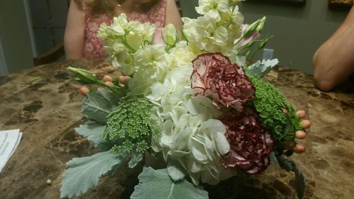 Vent: Florist screwed up my centerpieces *UPDATE*