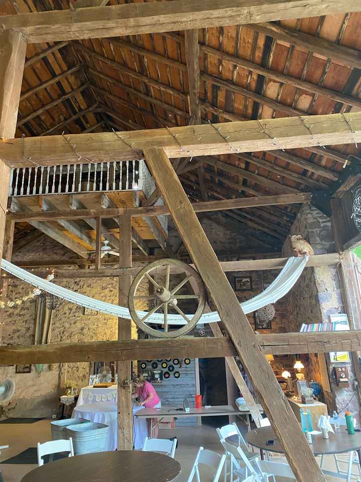 Rustic barn wedding - 1