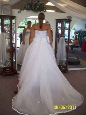 MY Wedding Dress Pics!!!