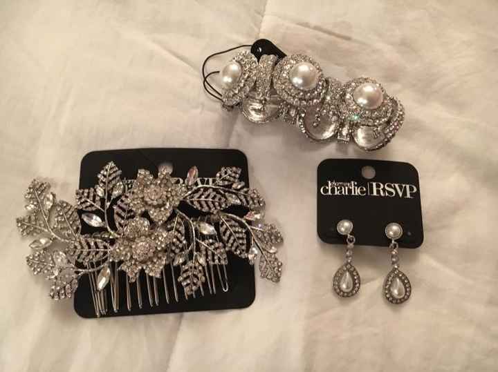 Show me your bridal head bands!