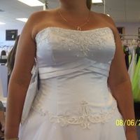 Lets see those dresses ladies!!!