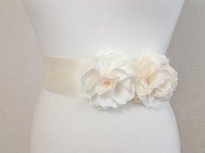 I love my etsy floral sash