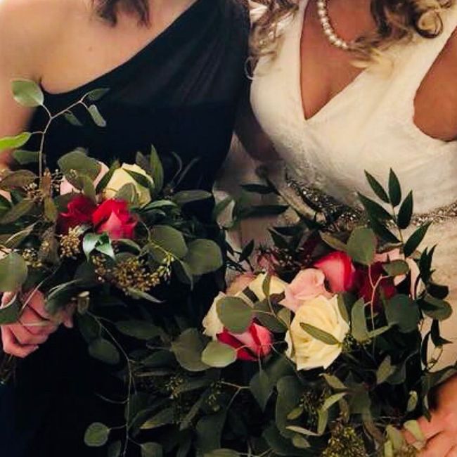 Real Flowers vs. Artificial. What did you ladies choose and why? - 2