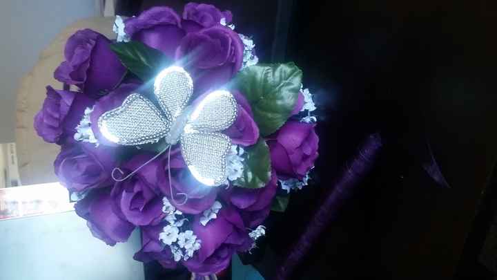 Finished my bouquets...and oh yeah....ONLY 4 MORE DAYS!!!!