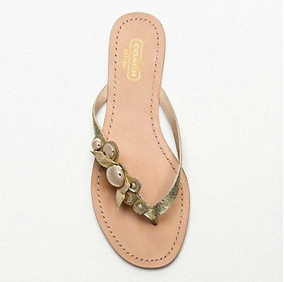Let's See Those Wedding Day Shoes *PICS*