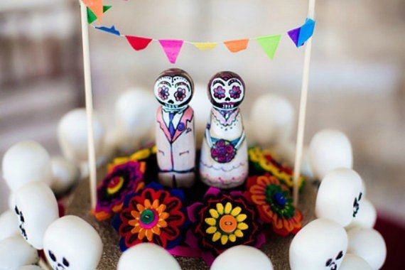 Let me see your cakes & cake toppers!