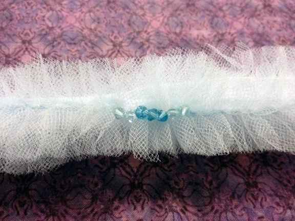 Something blue - DIY garter and how I did it