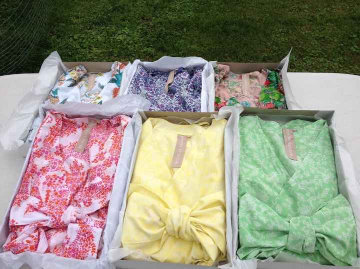 More DIY Pics - plus bridesmaid robes are here!