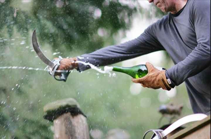 Champagne Saber (Yes, really)