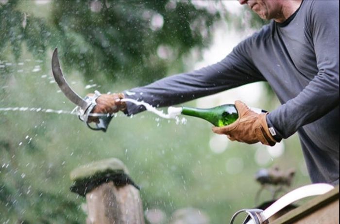 Champagne Saber (Yes, really)