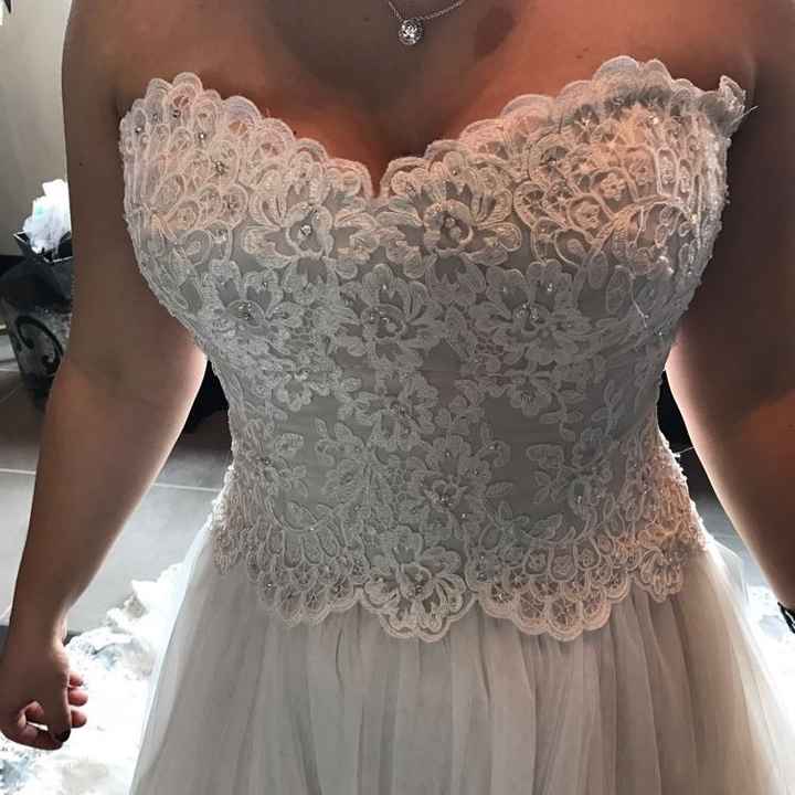 THE DRESS