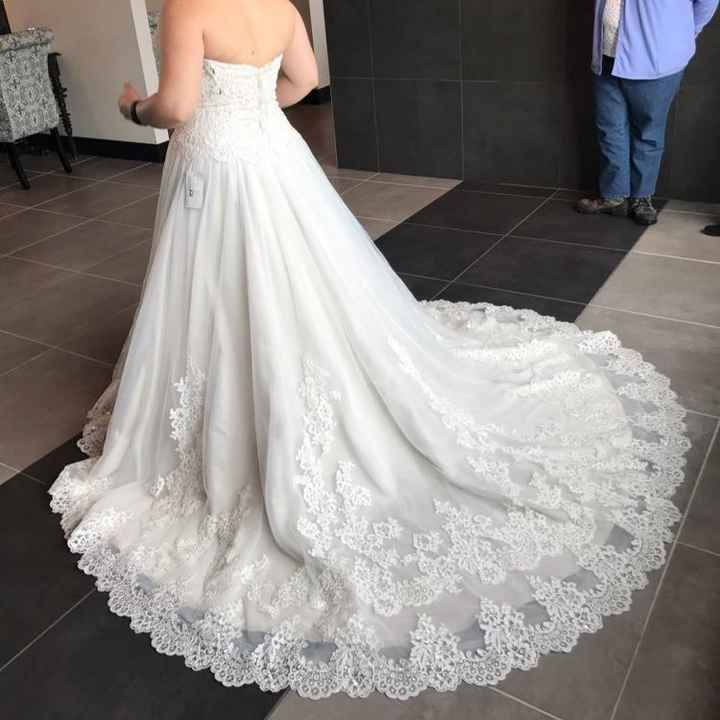 Plus Size Lace or Tulle Wedding Dresses -- show me yours?