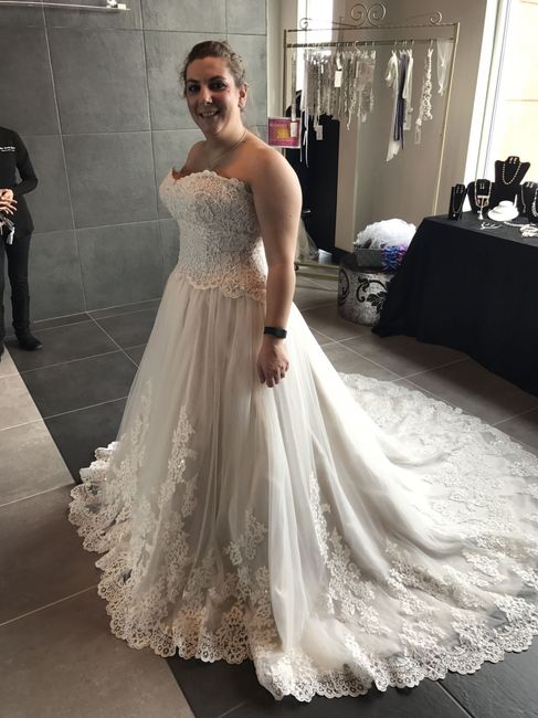 I said YES to my dress!!!! Let me see yours!!