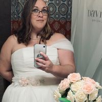 Adding Sleeves to your wedding dress - 1