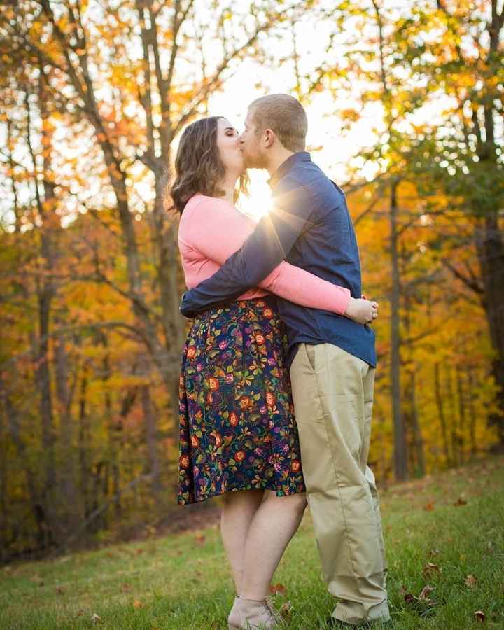 What did your fiance wear for engagement photos?