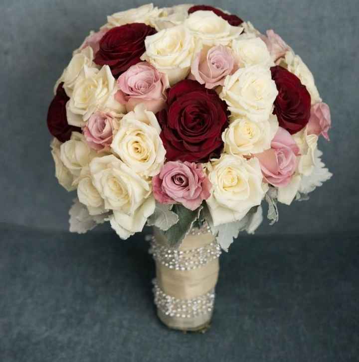 SHOW ME YOUR WEDDING BOUQUET :)