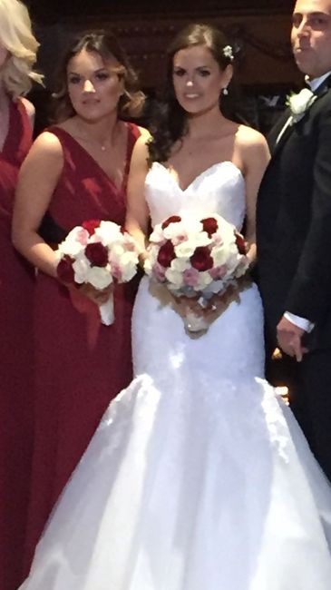 , let's see your wedding bouquet  ladies!!