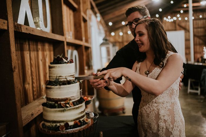 Wedding Cake - Naked or Fondant? 5