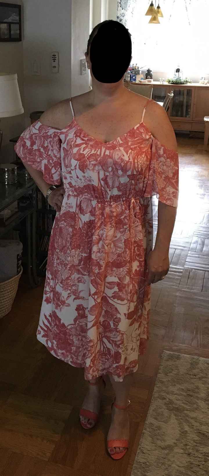 Help finding outfit for engagement photos