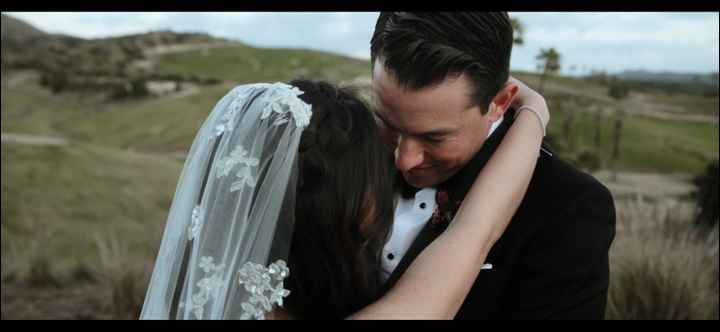 Help: i want to wear my hair down, but then how do i use a veil? - 1