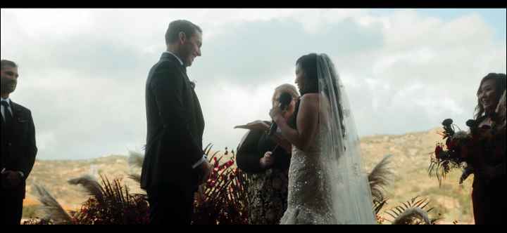 Help: i want to wear my hair down, but then how do i use a veil? - 2