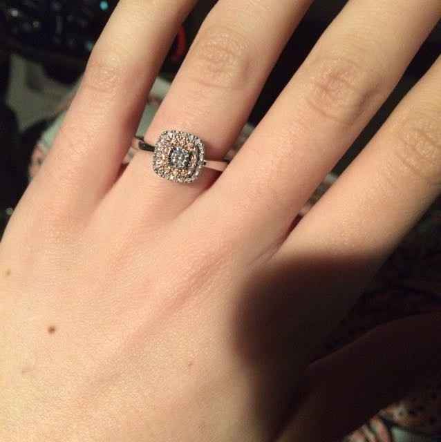 Let's see those beautiful rings lady's!