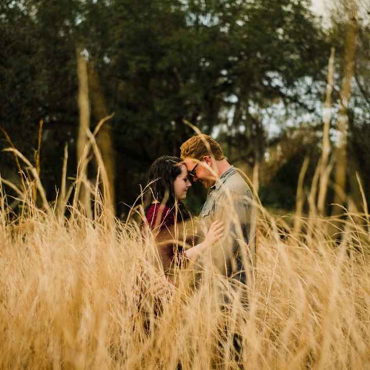 Show Me Your Fav Engagement Photo(s)! - 1