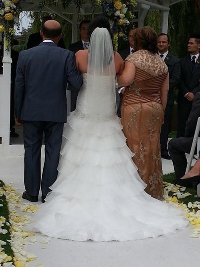 BAM! I'm a wife! (pics included)
