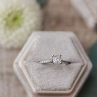 Brides of 2022! Show us your ring! - 1