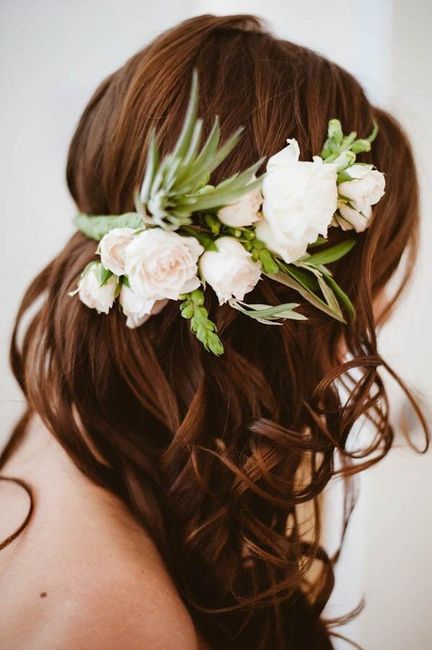 Bridesmaid colors & guest attire for a champagne & ivory wedding dress? 5