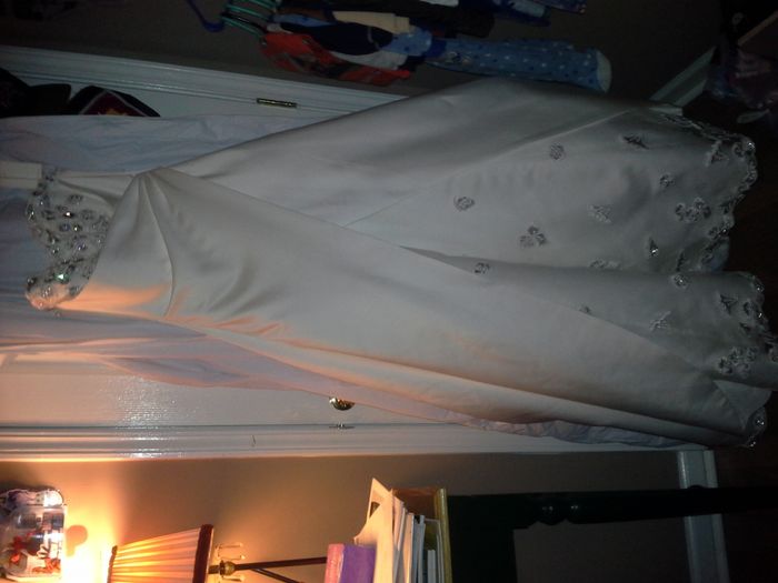 Show me the dresses!!!