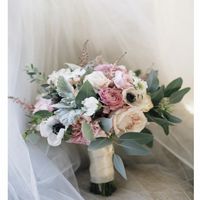 White or colorful bridal bouquet? - 1