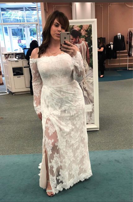 Share your wedding dress pics! 11