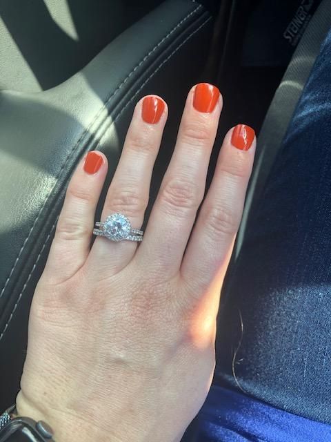 i want to see your engagement rings! 12