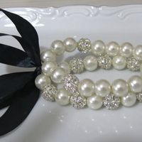 LETS SEE THE JEWELRY FOR YOUR BRIDESMAIDS!