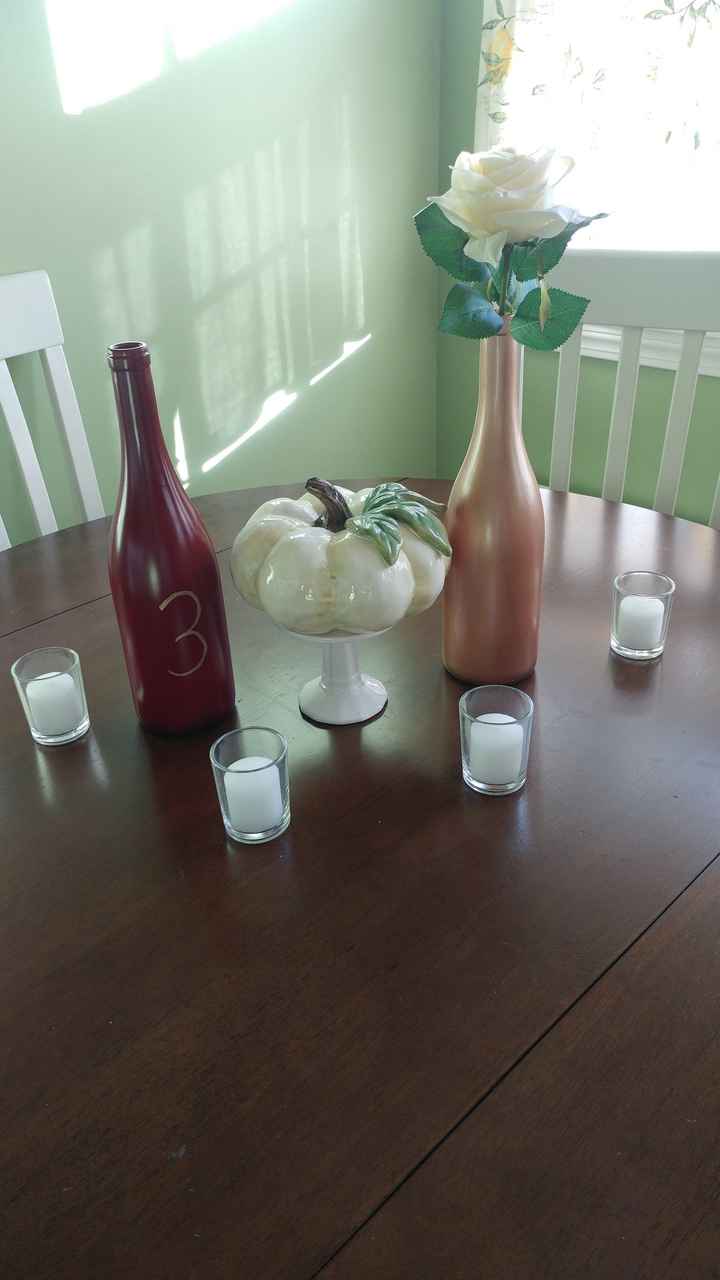 Help with centerpieces! (Pics below)!