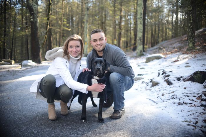 Having your pet in the engagement photos?