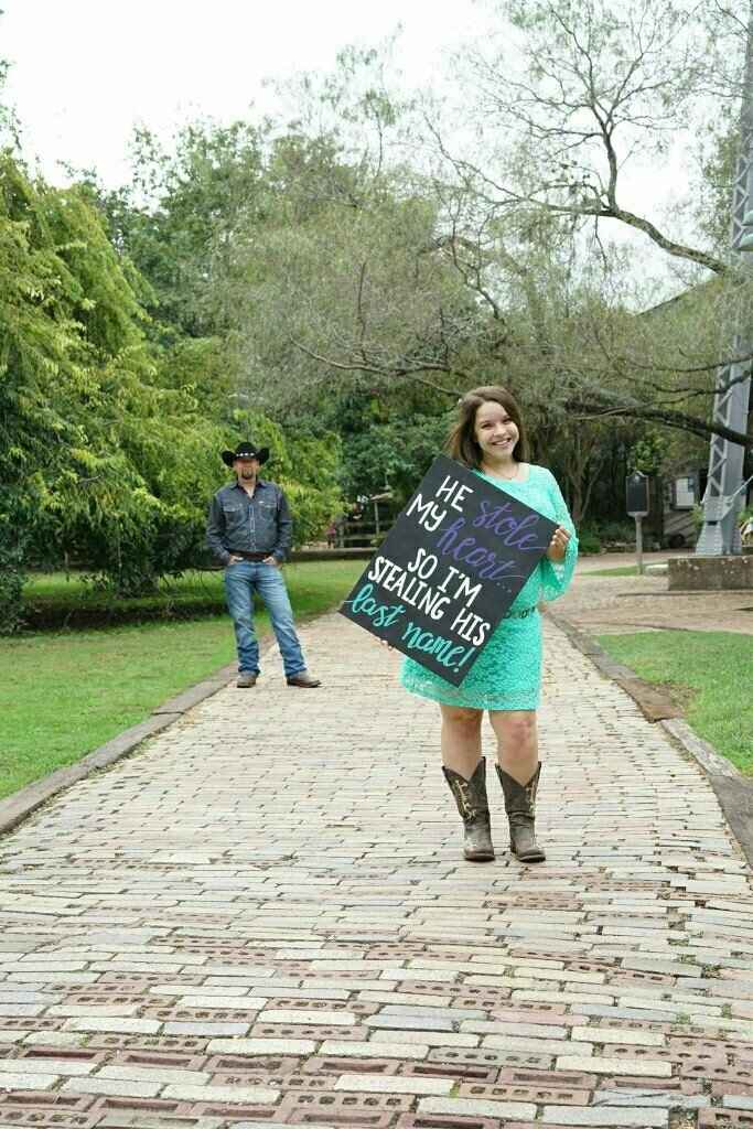 Engagement pictures are in!!!!