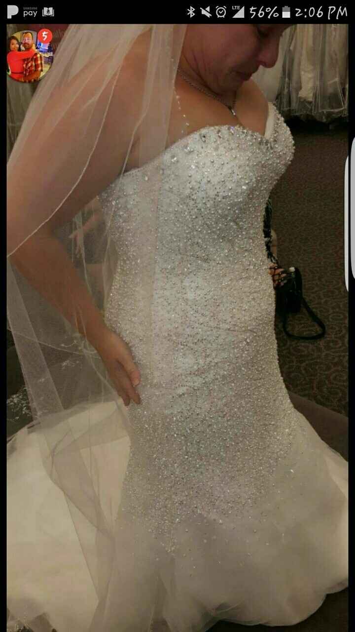 Ok ladies... Drop a pic of your BEAUTIFUL DRESSES