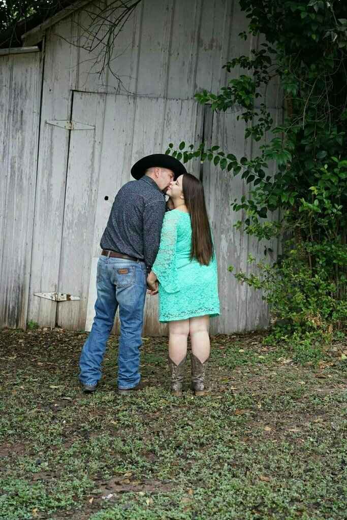 Engagement pictures are in!!!!