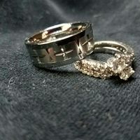 Bands make me dance(show me yours I'll show you mine)