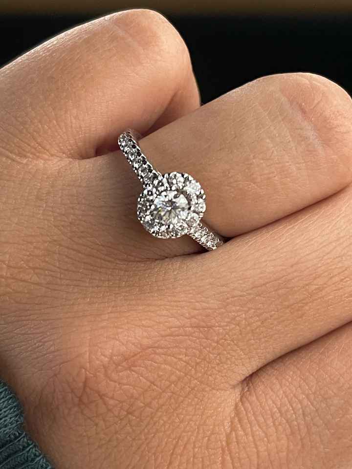 Brides of 2022! Show us your ring! - 1