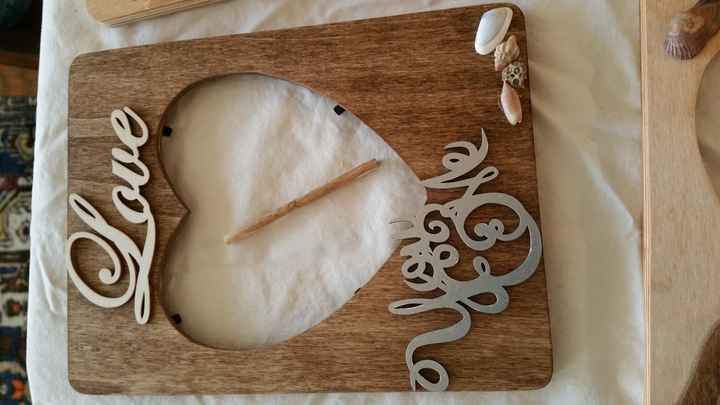 DIY Beach wedding picture frames