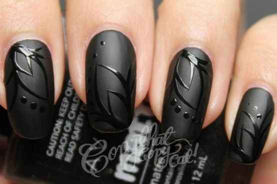Favorite Gothic Nail Look? - 1